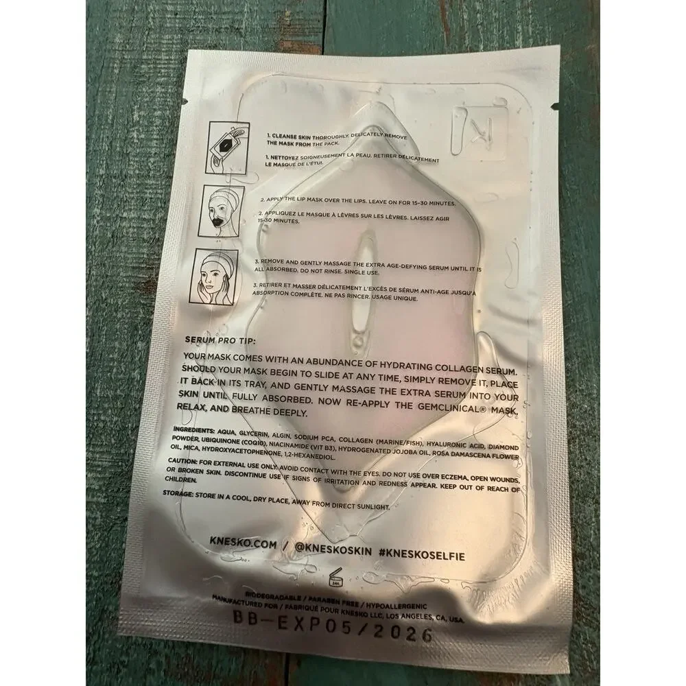 Knesko Skin Lip Mask, Diamond Radiance, Hydrate, Smooth, Exfoliate‎